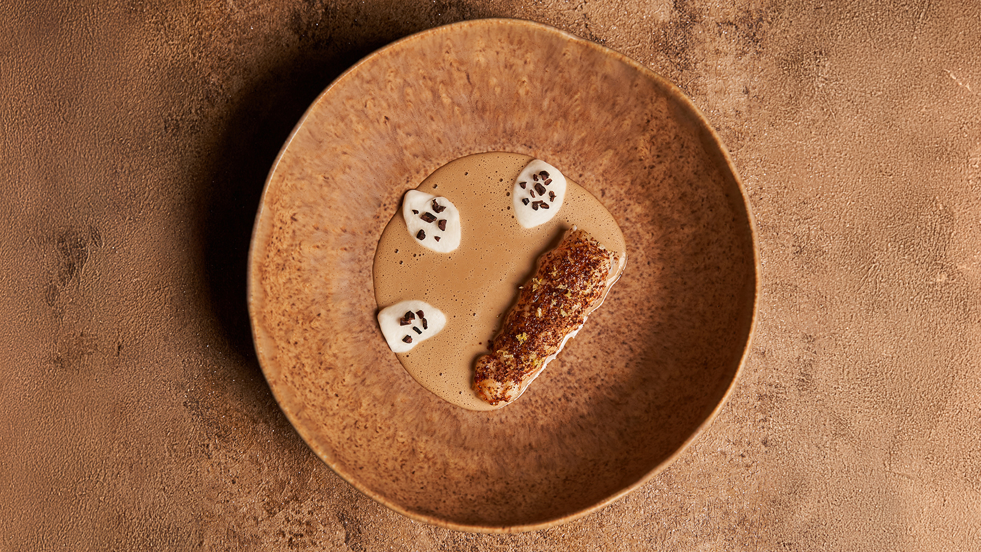 Alternate text Alternate text