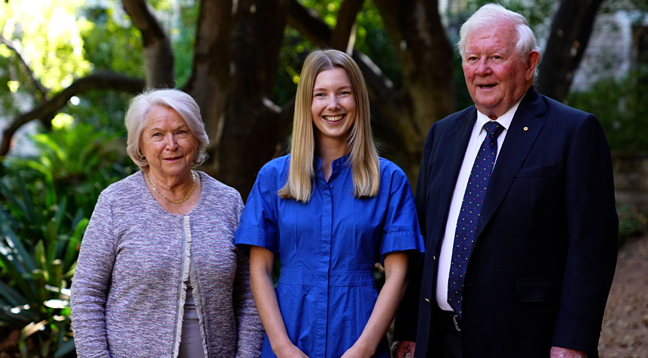 Lucy Greenfield (middle) poses for photos with Denis and Una Glennon.