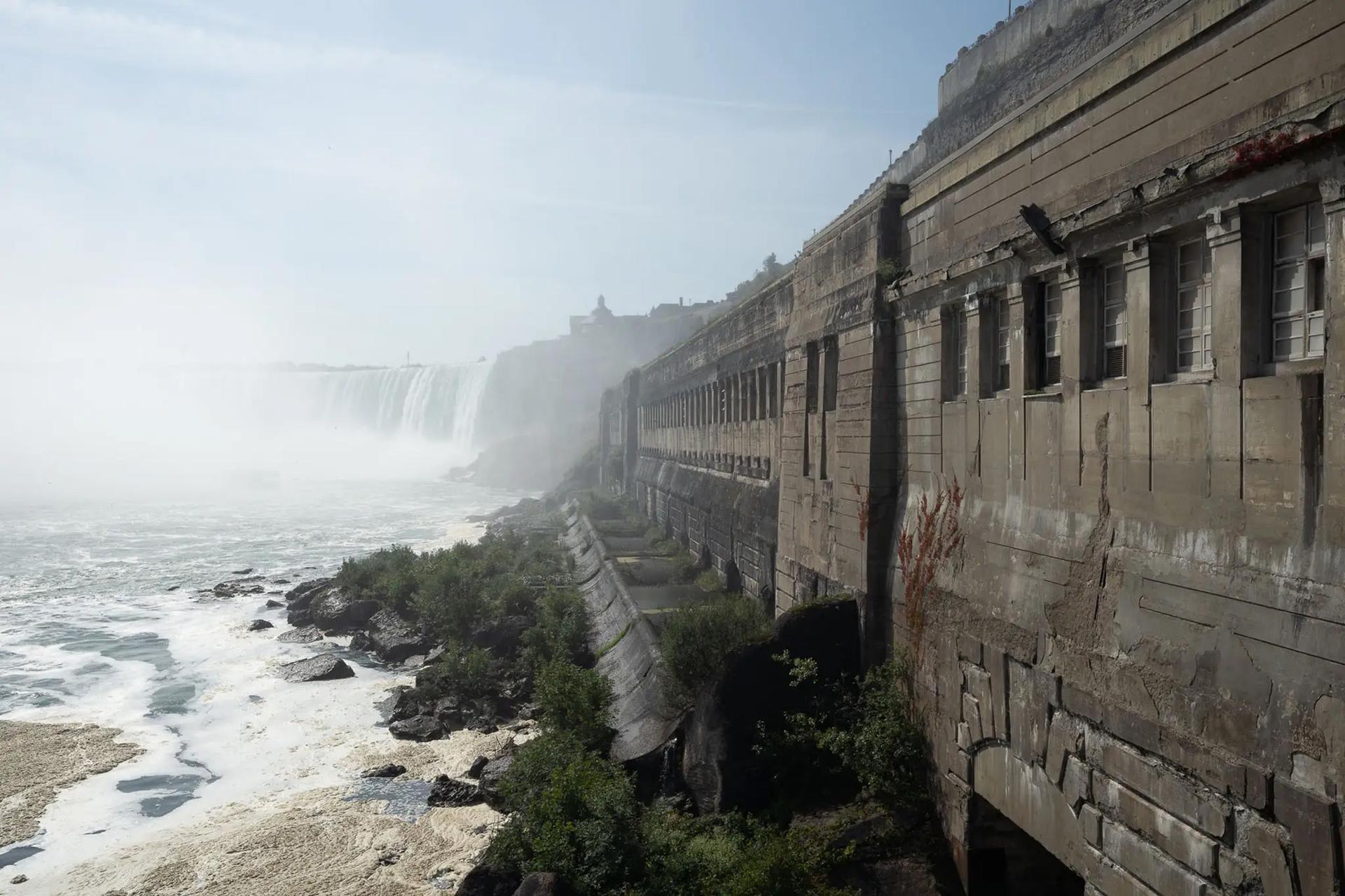 The supernatural history of the power stations in Niagara Falls