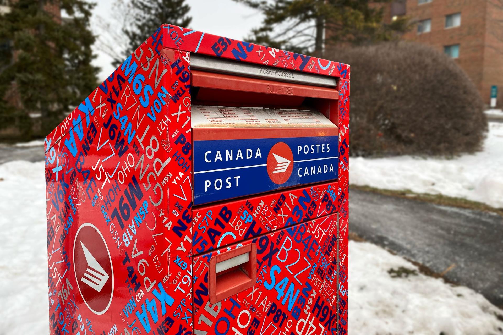 canada post