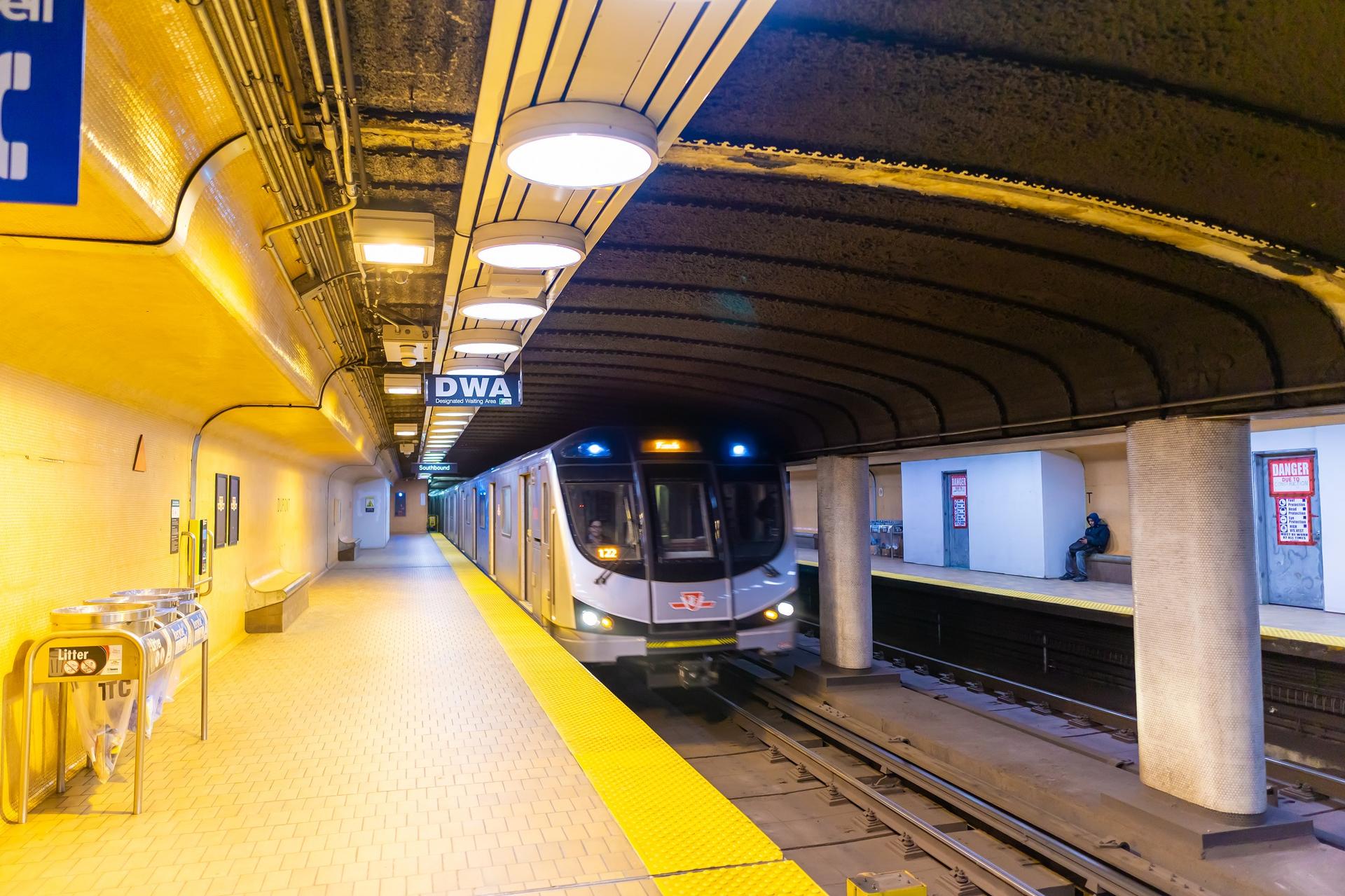 ttc subway station toronto