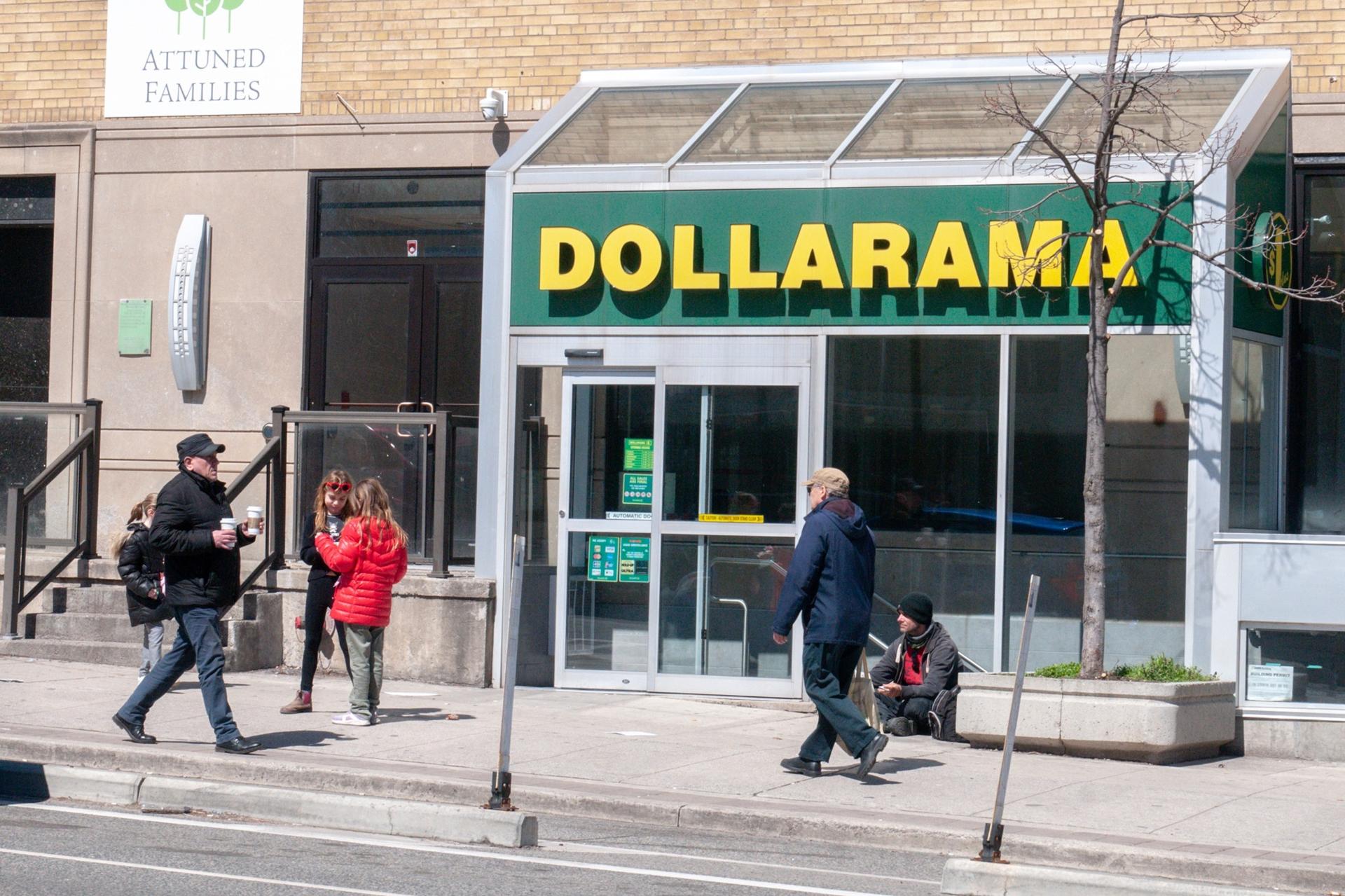 dollarama class action canada