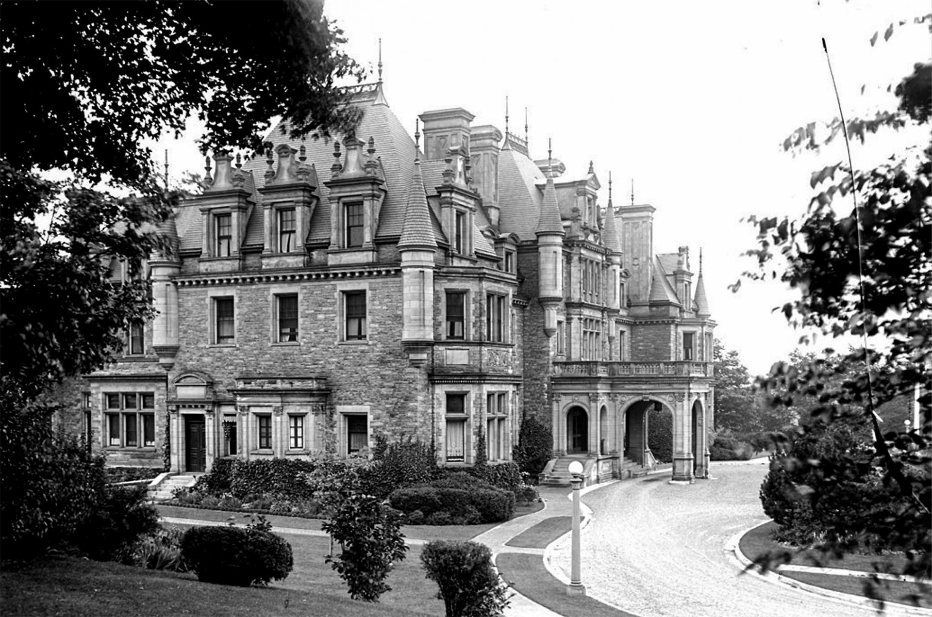 toronto mansion archive photo