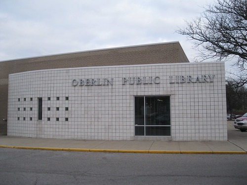 Exterior shot of Oberlin Public Library
