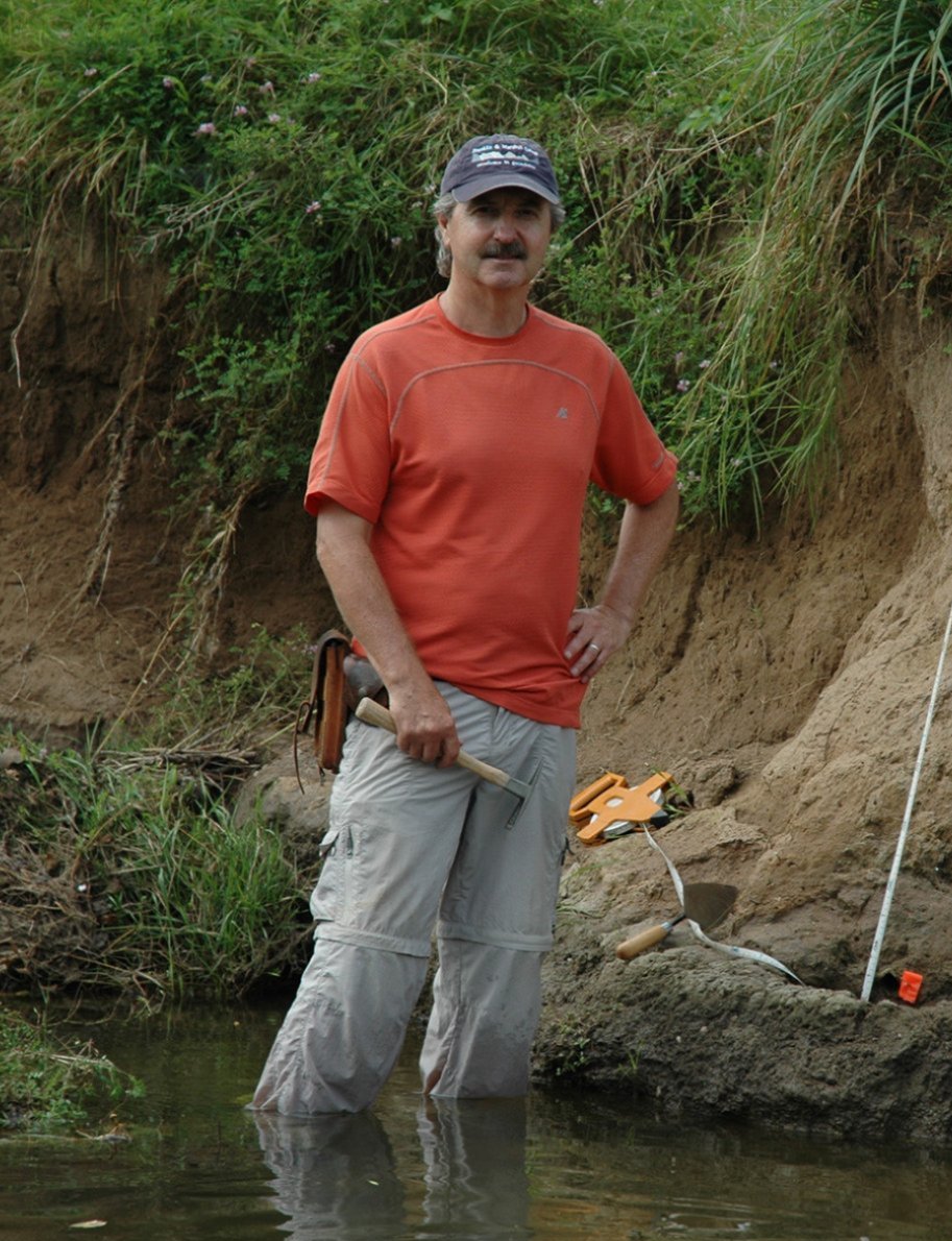 Dr. Earl D. Stage & Mary E. Stage Professor of Geosciences Bob Walter ’75