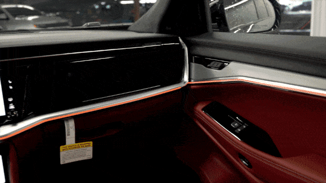 2024 Jeep Wagoneer S Interior