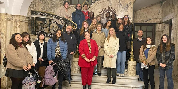 Schiller students and faculty posing for a group photo on their trip to Chile.