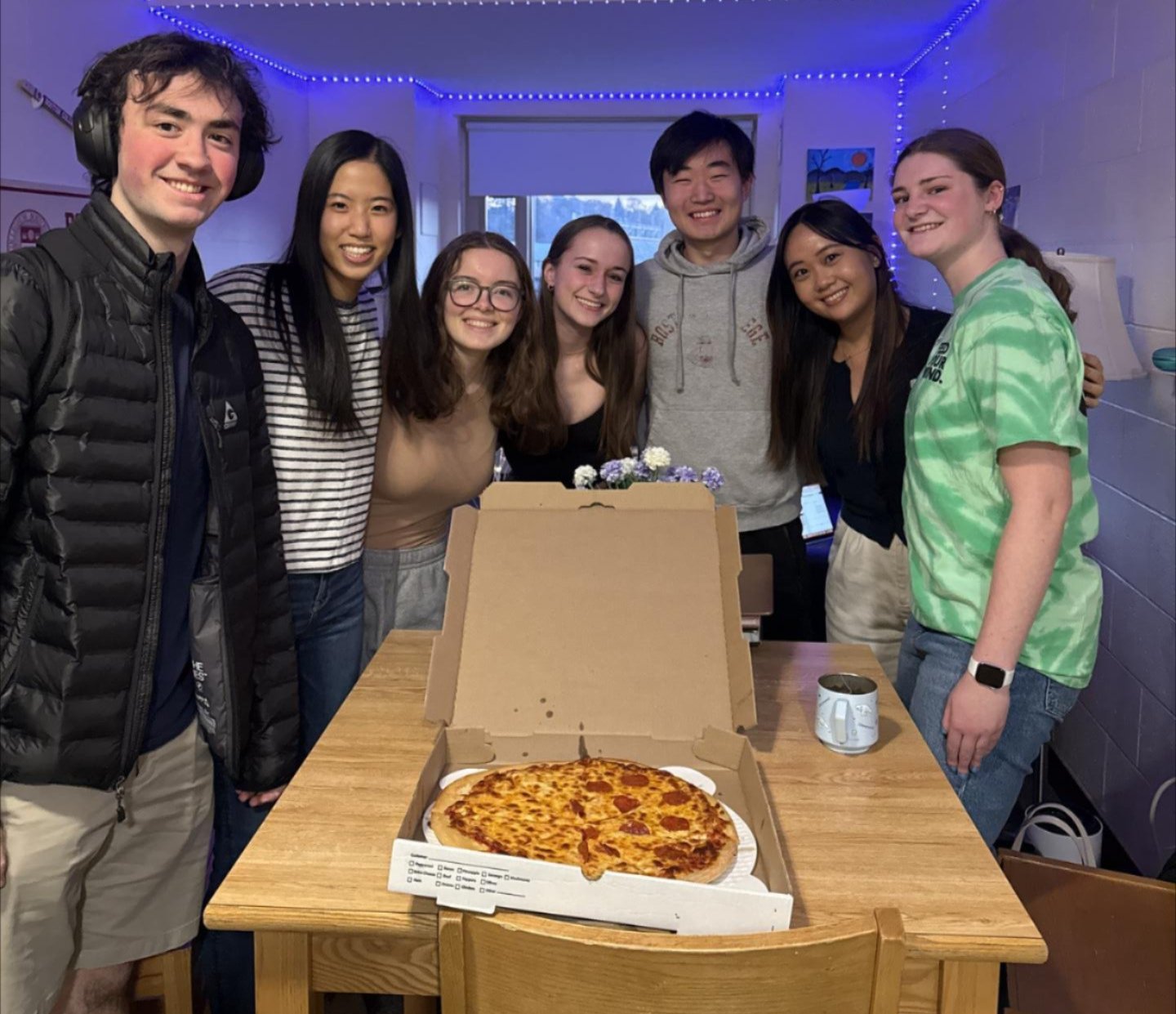 pizza in dorm with students