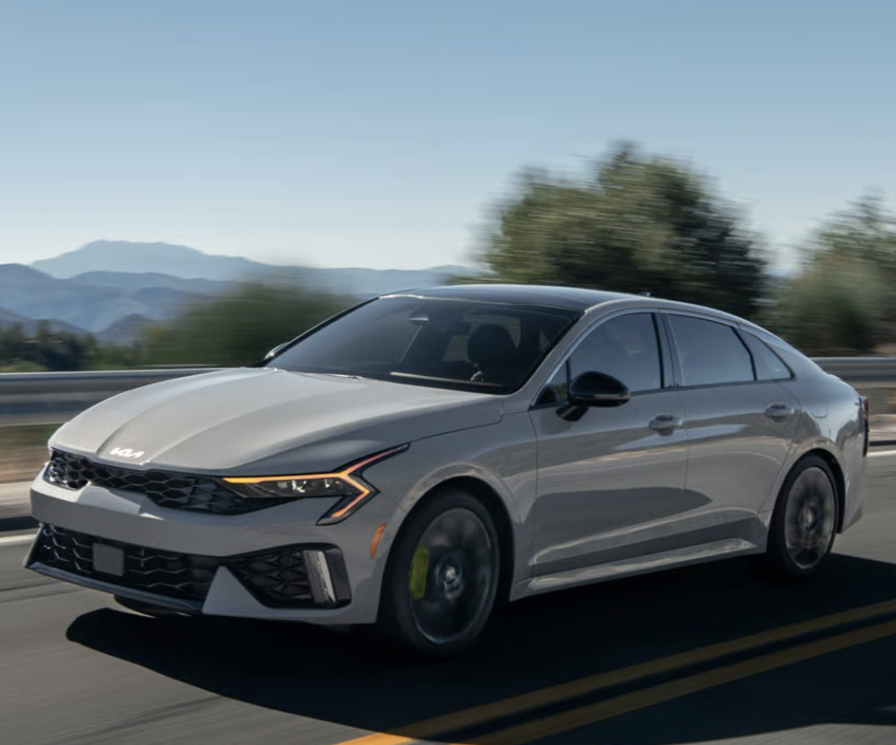 Kia K5 en Venta en Inland Empire, CA