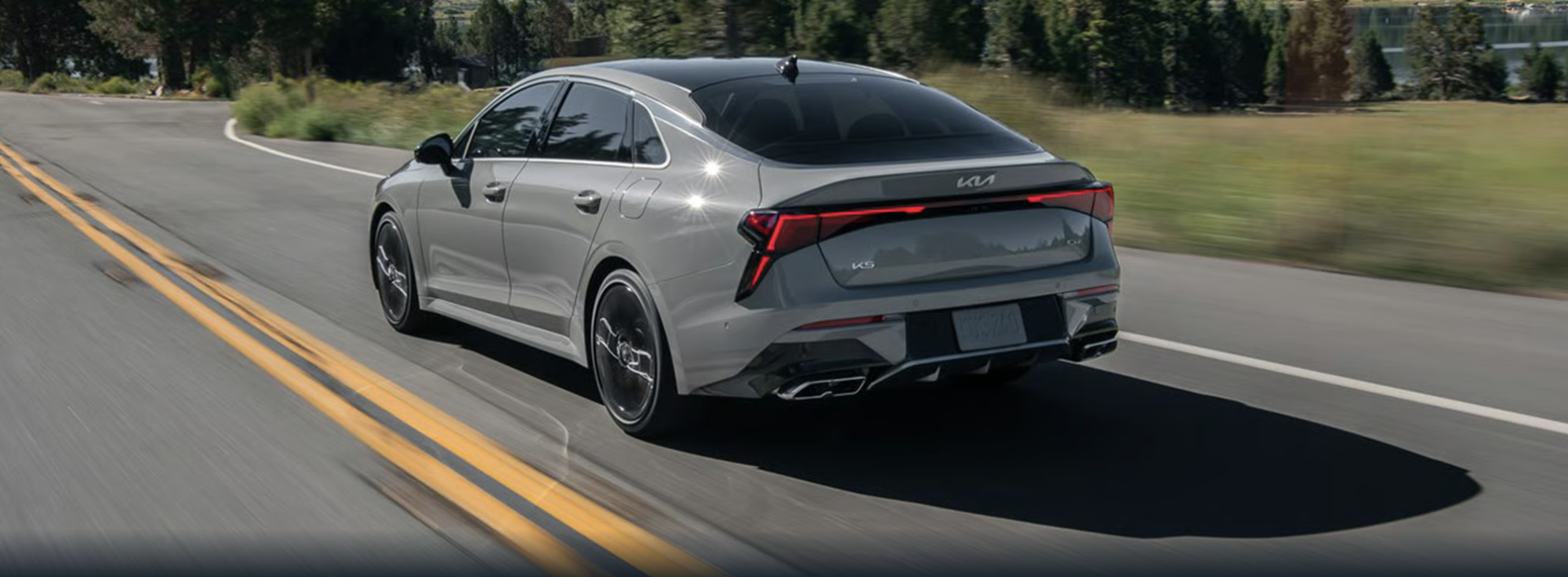 Ofertas especiales del nuevo Kia K5 arrendamiento compra pagos precios en venta Ontario CA