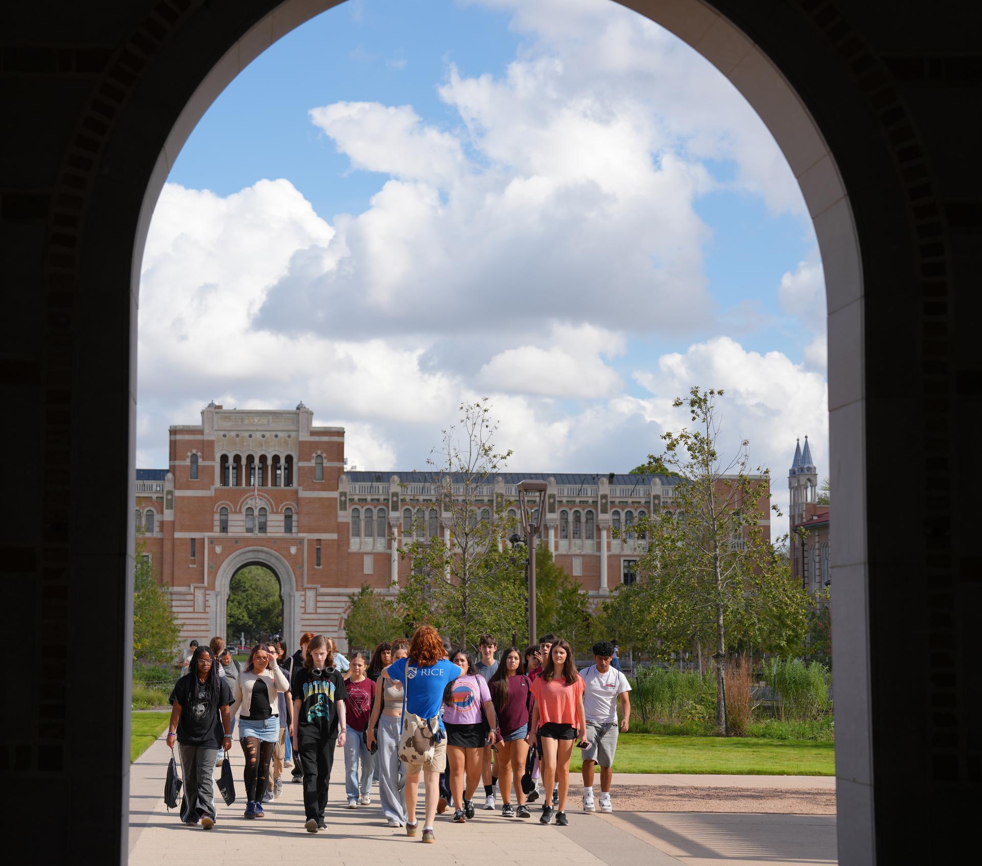 Students walking on campus during Civic Humanist Program visit