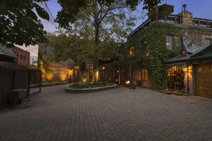 courtyard 