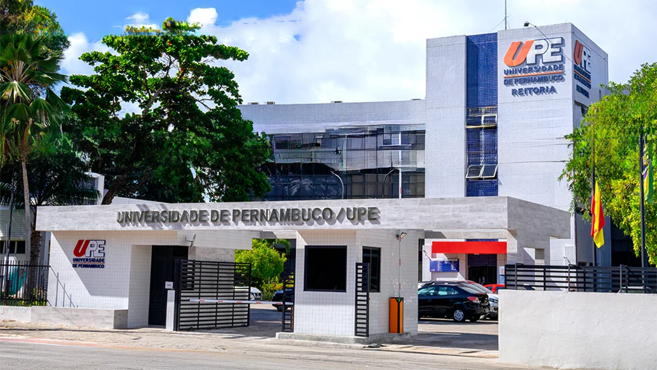 Fachada da Reitoria da Universidade de Pernambuco (UPE)