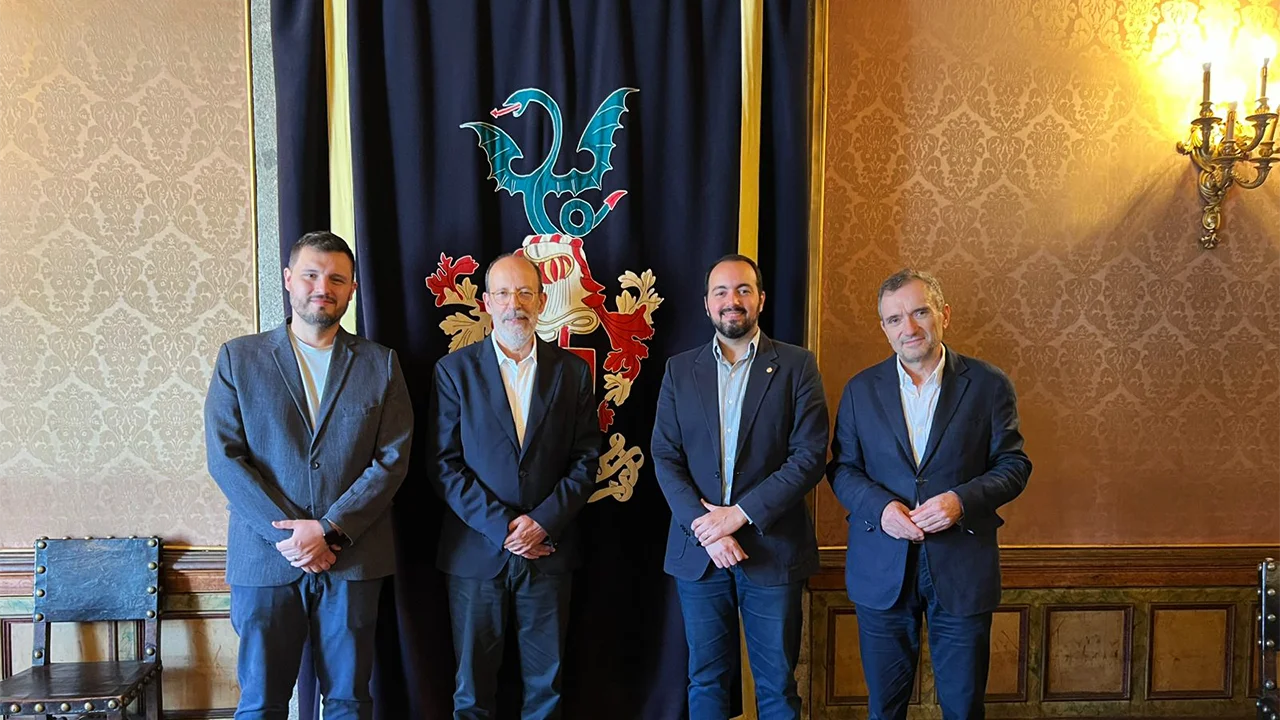 Gestores da Universidade de Pernambuco (UPE) e de universidades portuguesas, durante a visita