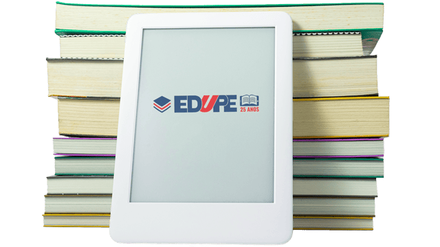 Imagem com uma pilha de livros, e um leitor de ebook com a marca EDUPE 25 Anos na tela