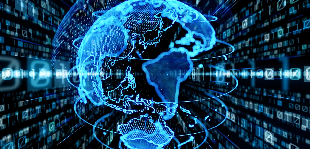 Representação do globo terrestre com um fundo tecnológico, contendo números em linguagem binária para representar o fluxo de informações pelo mundo