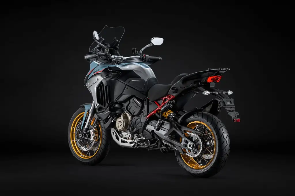 EICMA 2025: Suzuki lança a nova SV-7GX