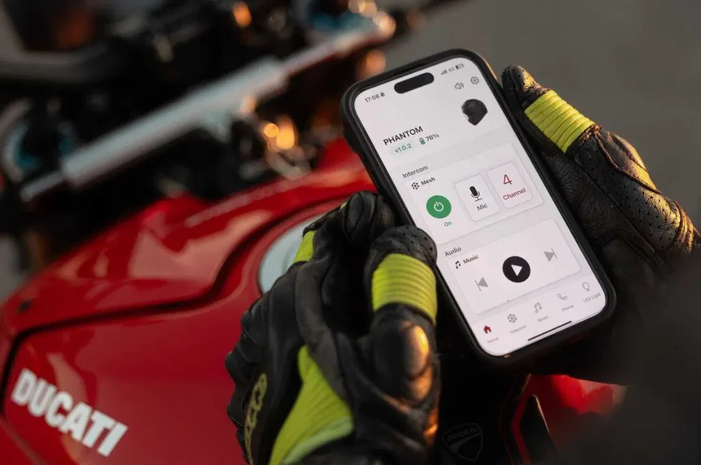 Conheça o Capacete Sena Phantom com Intercomunicador Integrado