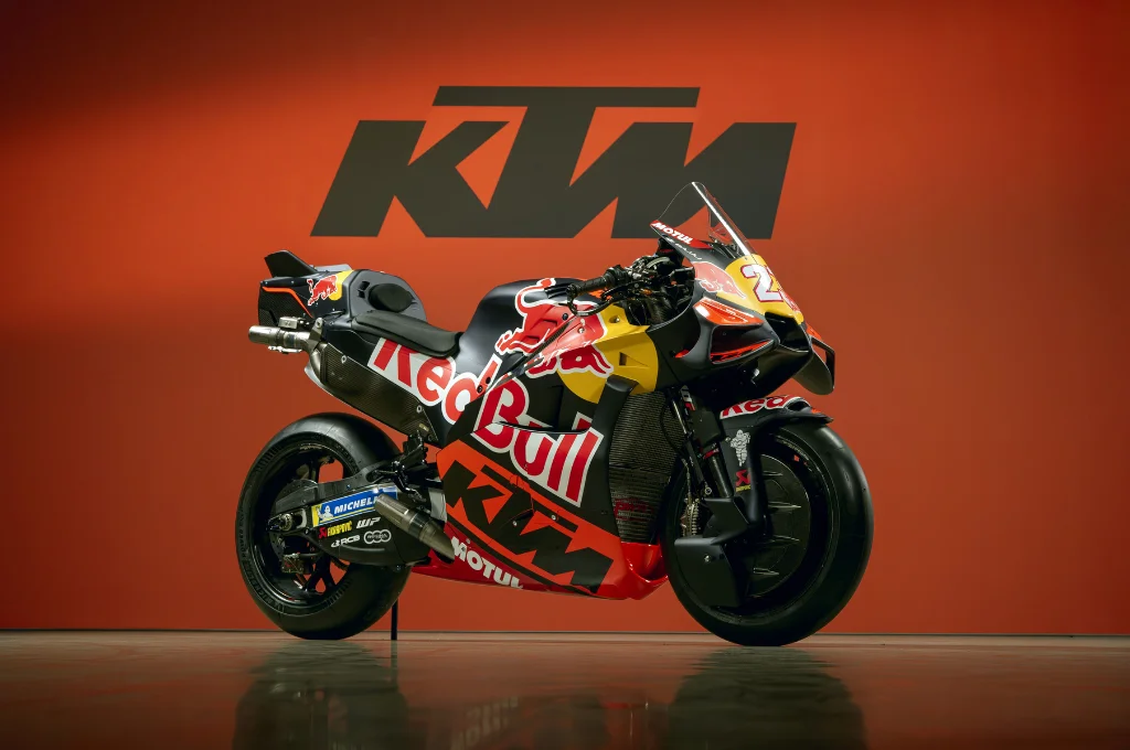 KTM Tech3 revela a RC16 para temporada de 2026 KTM Tech3 revela a RC16 para temporada de 2026