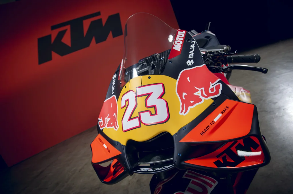 KTM Tech3 revela a RC16 para temporada de 2026 KTM Tech3 revela a RC16 para temporada de 2026