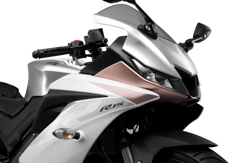 Yamaha R15 ABS 2026 R-White - Foto 10