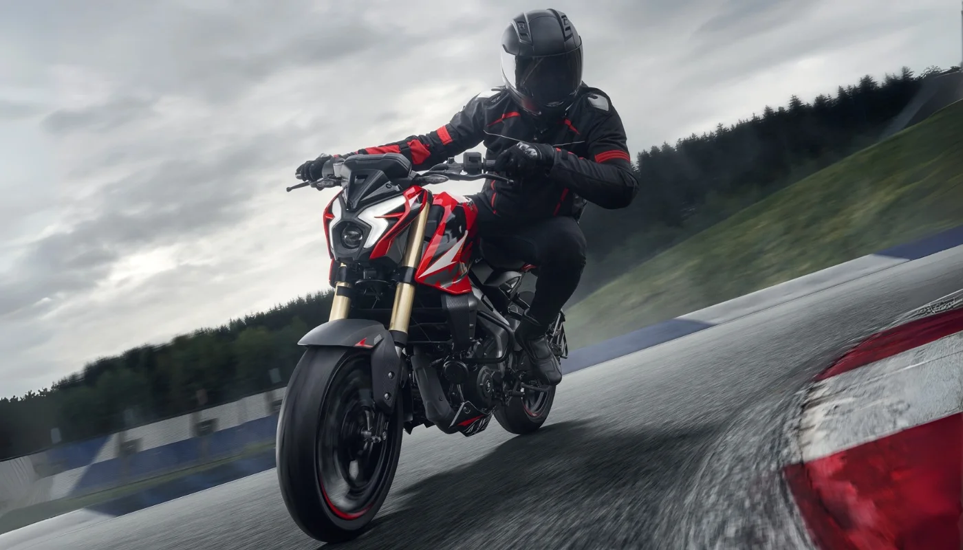 Bajaj Pulsar NS400Z é patenteada no Brasil