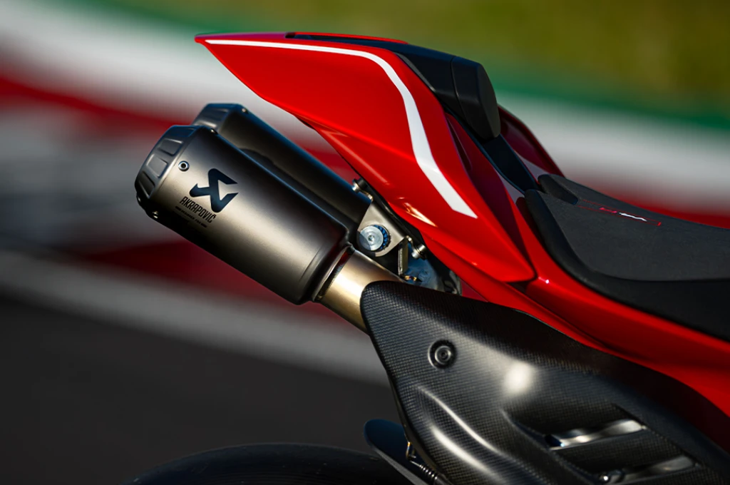 Nova Ducati Panigale V4 R é lançada com 218 cv