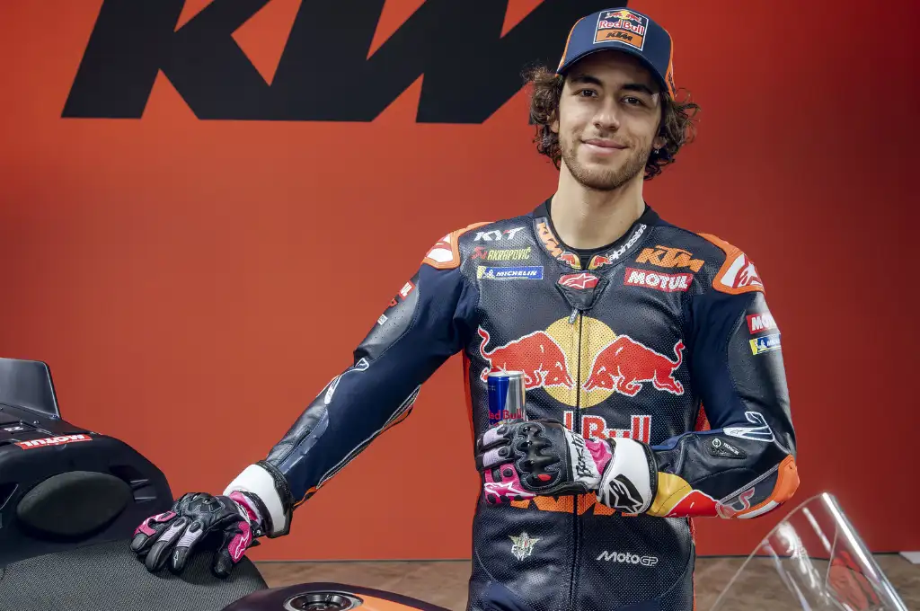 KTM Tech3 revela a RC16 para temporada de 2026 KTM Tech3 revela a RC16 para temporada de 2026
