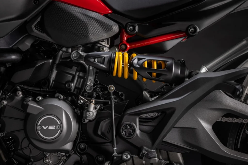 Ducati Monster V2 2026: mais leve e motor de 890cc