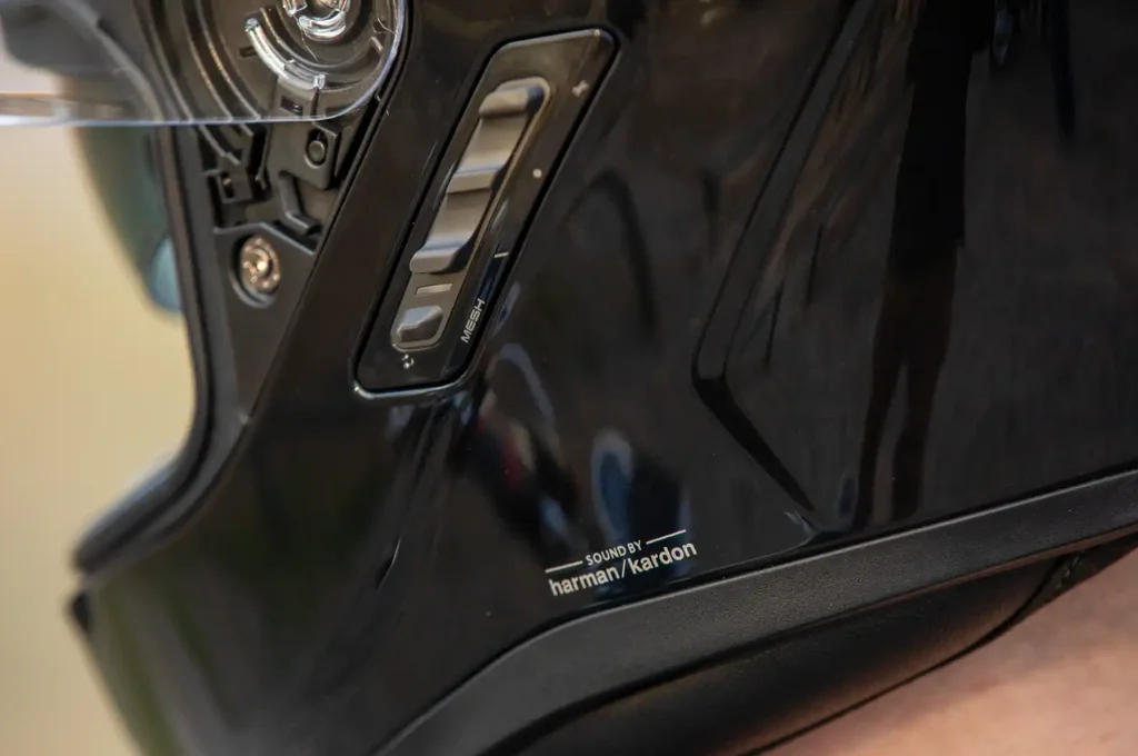 Conheça o Capacete Sena Phantom com Intercomunicador Integrado