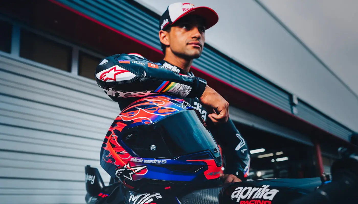 Alpinestars lança R10 Flyte inspirado em Martín