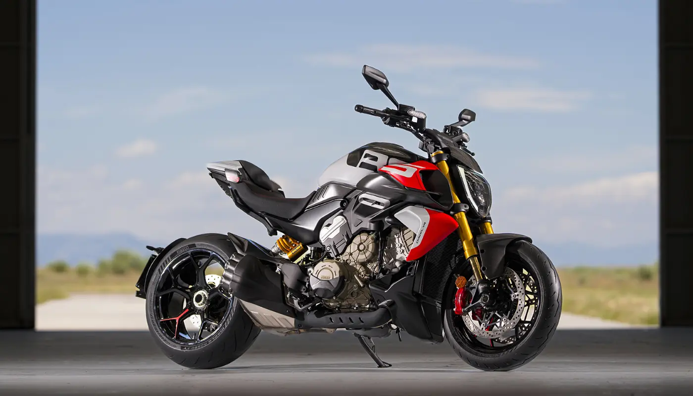 Ducati lança Diavel V4 RS e Multistrada V4 RS