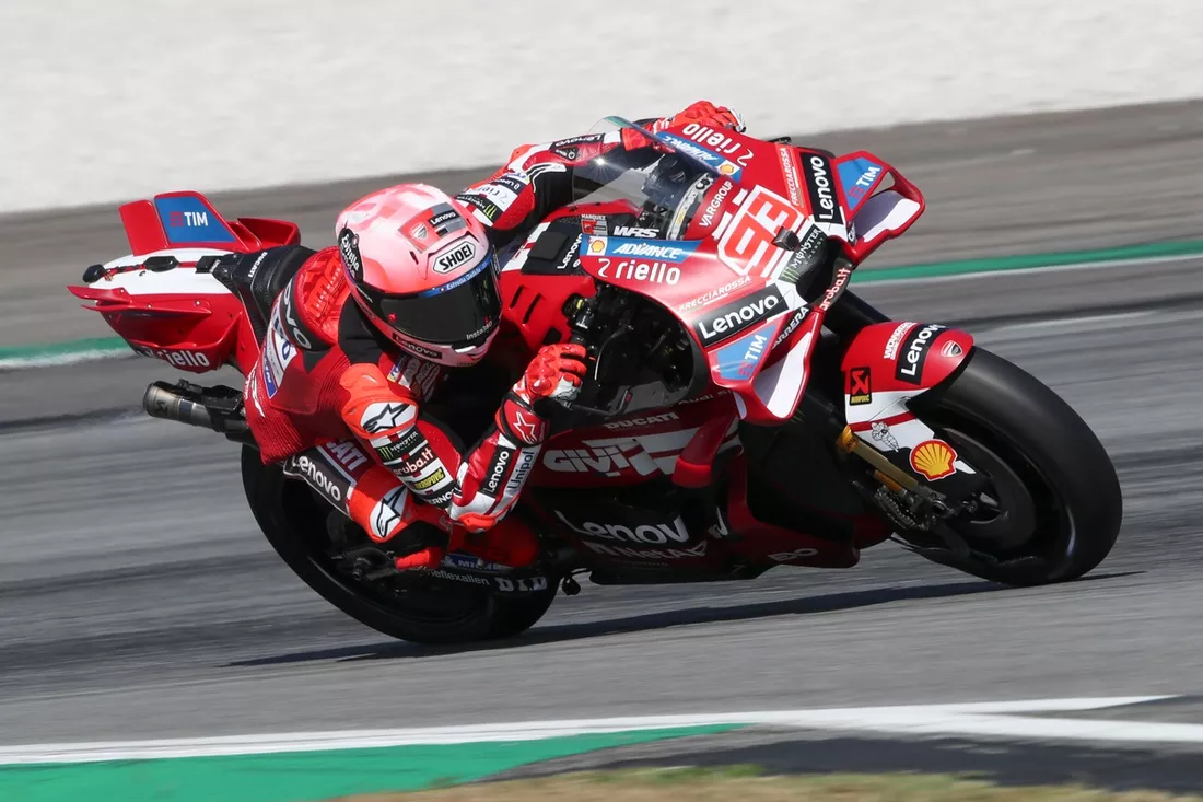 Marc Márquez lidera Dia 1 do teste de Sepang 2026 - Foto 24