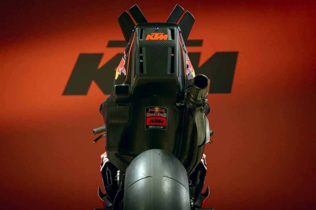 KTM Tech3 revela a RC16 para temporada de 2026 KTM Tech3 revela a RC16 para temporada de 2026
