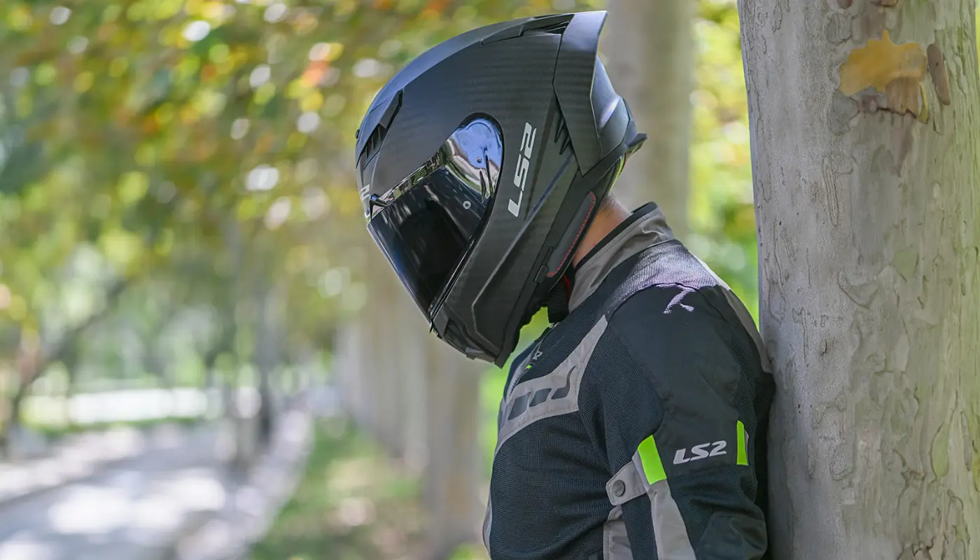 Conheça o Capacete LS2 Dragon FF807 (100% Carbono) - Grid Motors