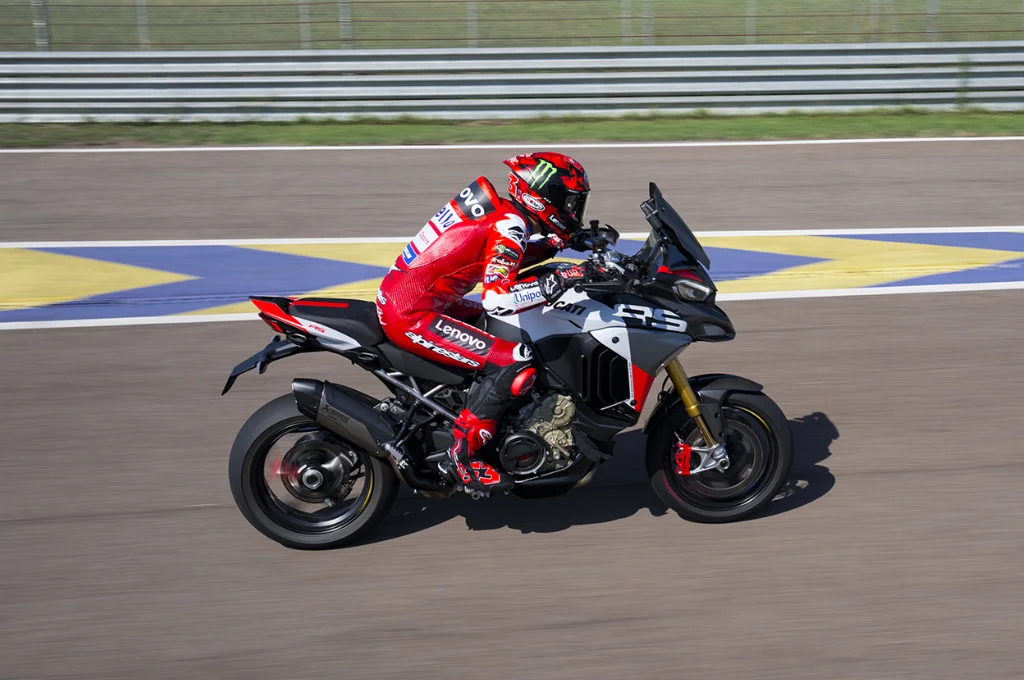 Ducati lança Diavel V4 RS e Multistrada V4 RS