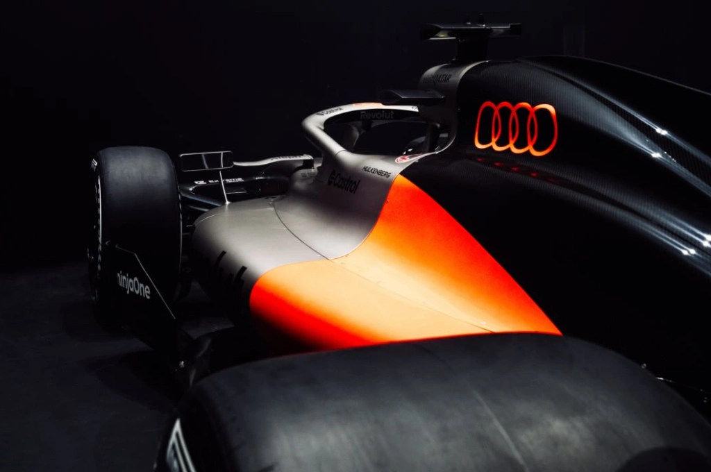 Audi revela pintura do carro de 2026 na F1