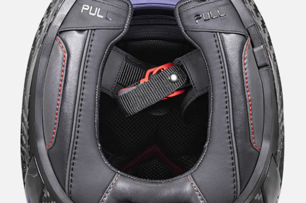 Conheça o Capacete LS2 Dragon FF807 (100% Carbono)