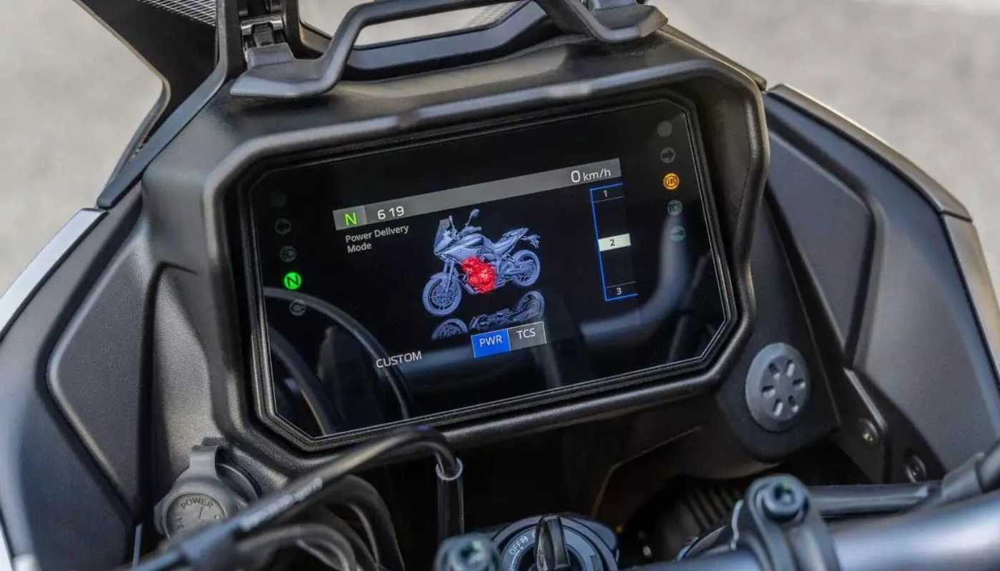 Yamaha Tracer 7 ganha câmbio automático e CP2