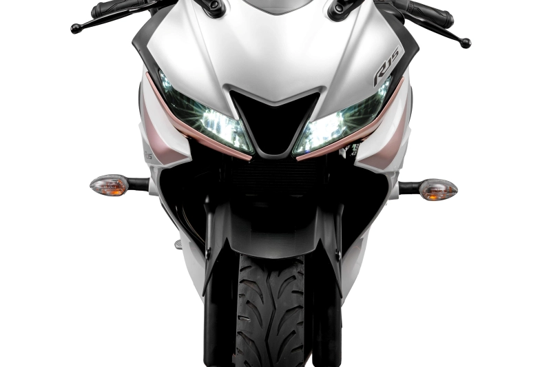 Yamaha R15 ABS 2026 R-White - Foto 11