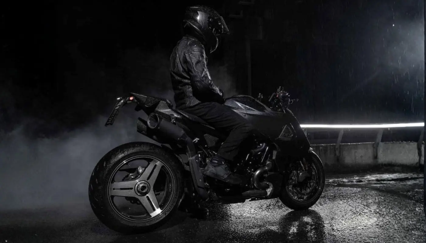 Brabus revela Hyper Naked 1400 R Signature Edition
