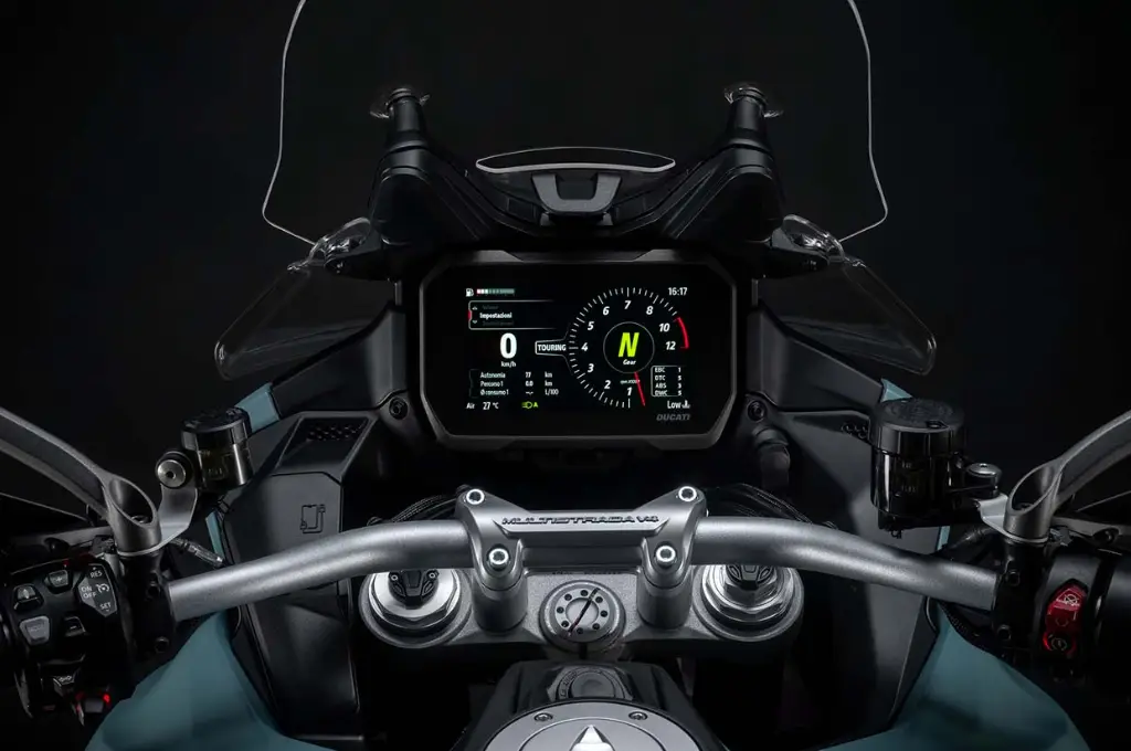 EICMA 2025: Suzuki lança a nova SV-7GX
