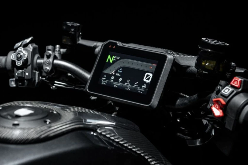 Brabus revela Hyper Naked 1400 R Signature Edition