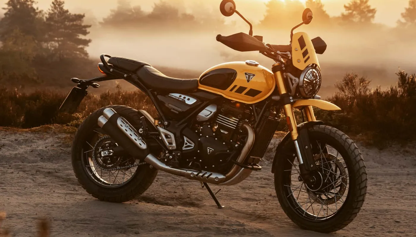 Triumph apresenta a Scrambler 400 XC no Brasil