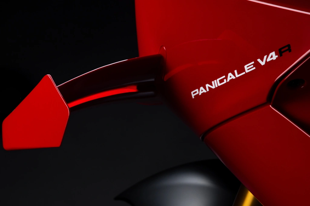 Nova Ducati Panigale V4 R é lançada com 218 cv