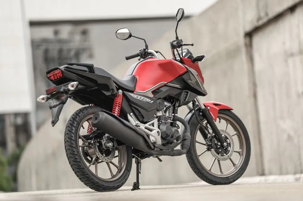 Honda lança CG 160 edição 50 Anos no Brasil