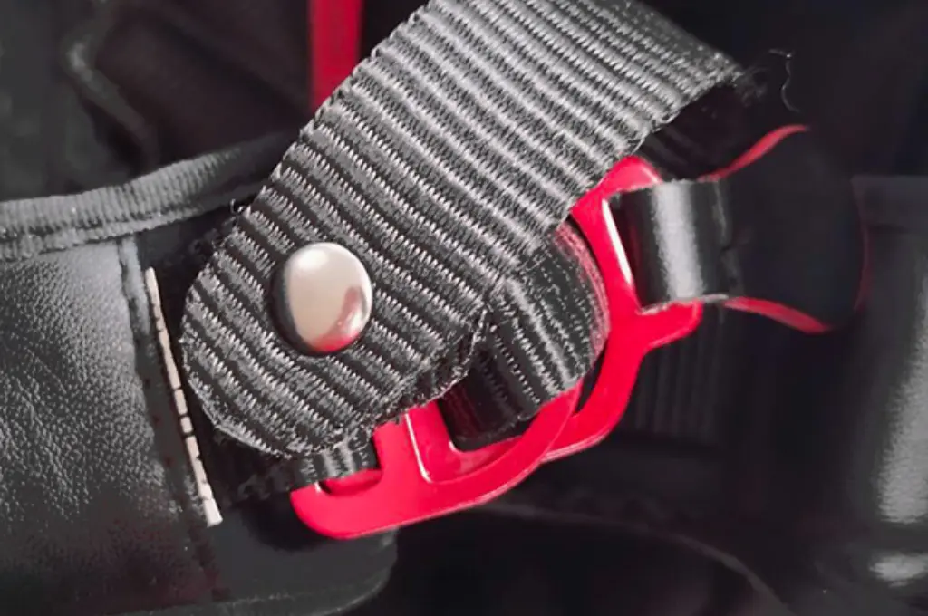 Conheça o Capacete LS2 Dragon FF807 (100% Carbono)