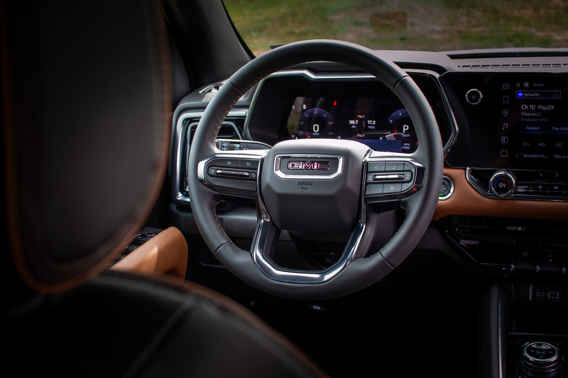 2026 GMC Canyon Interior Technology and Infotainment