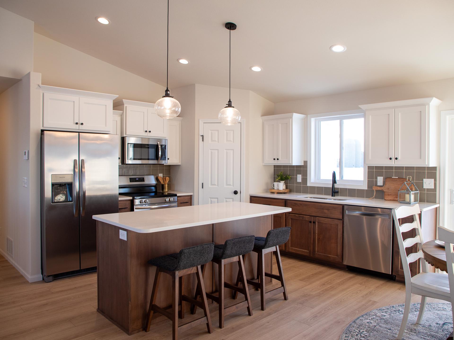 409 Wren Drive, Grand Forks