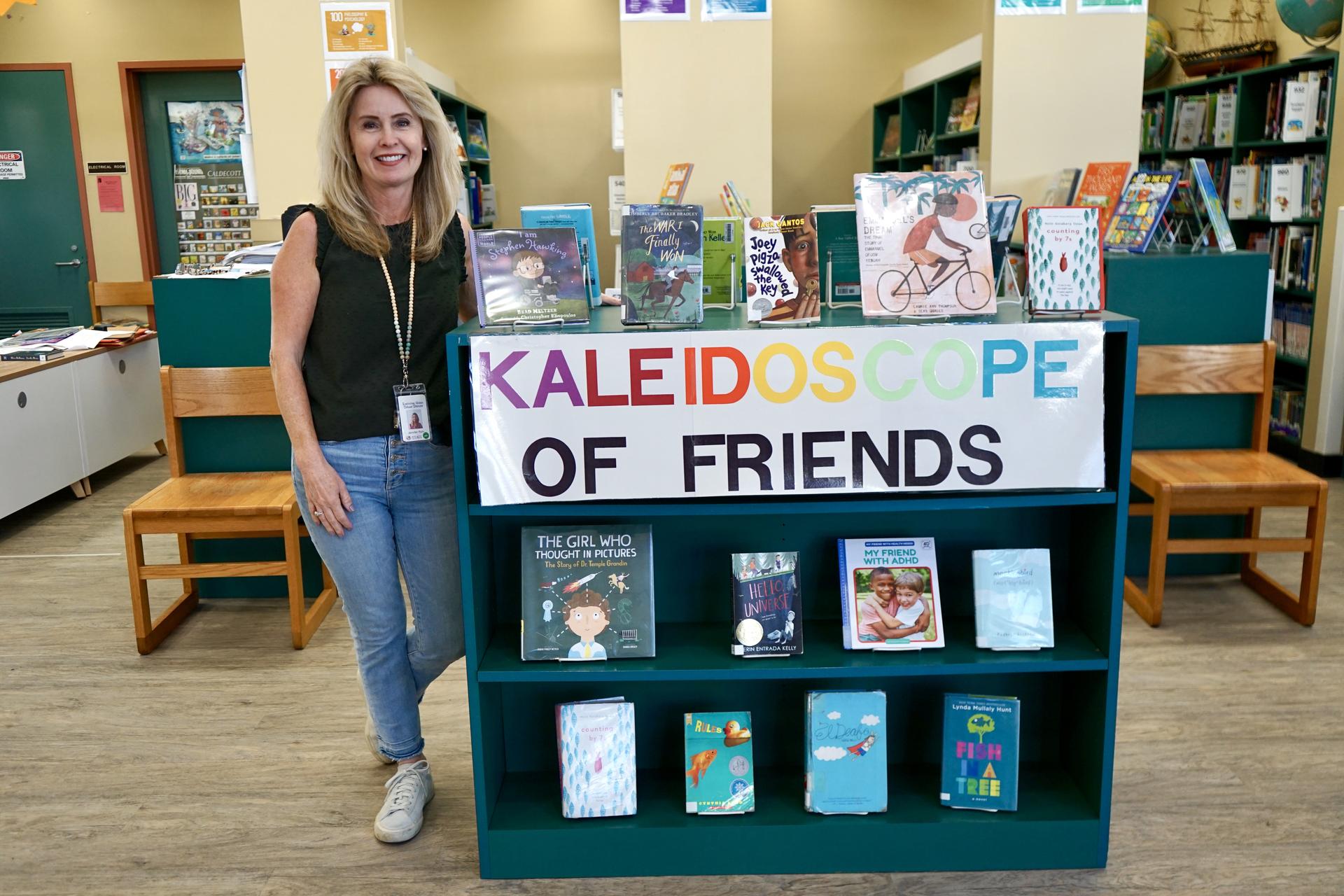Ocean Knoll class learns about wheelchairs and handcycling from Ryen Reed. 